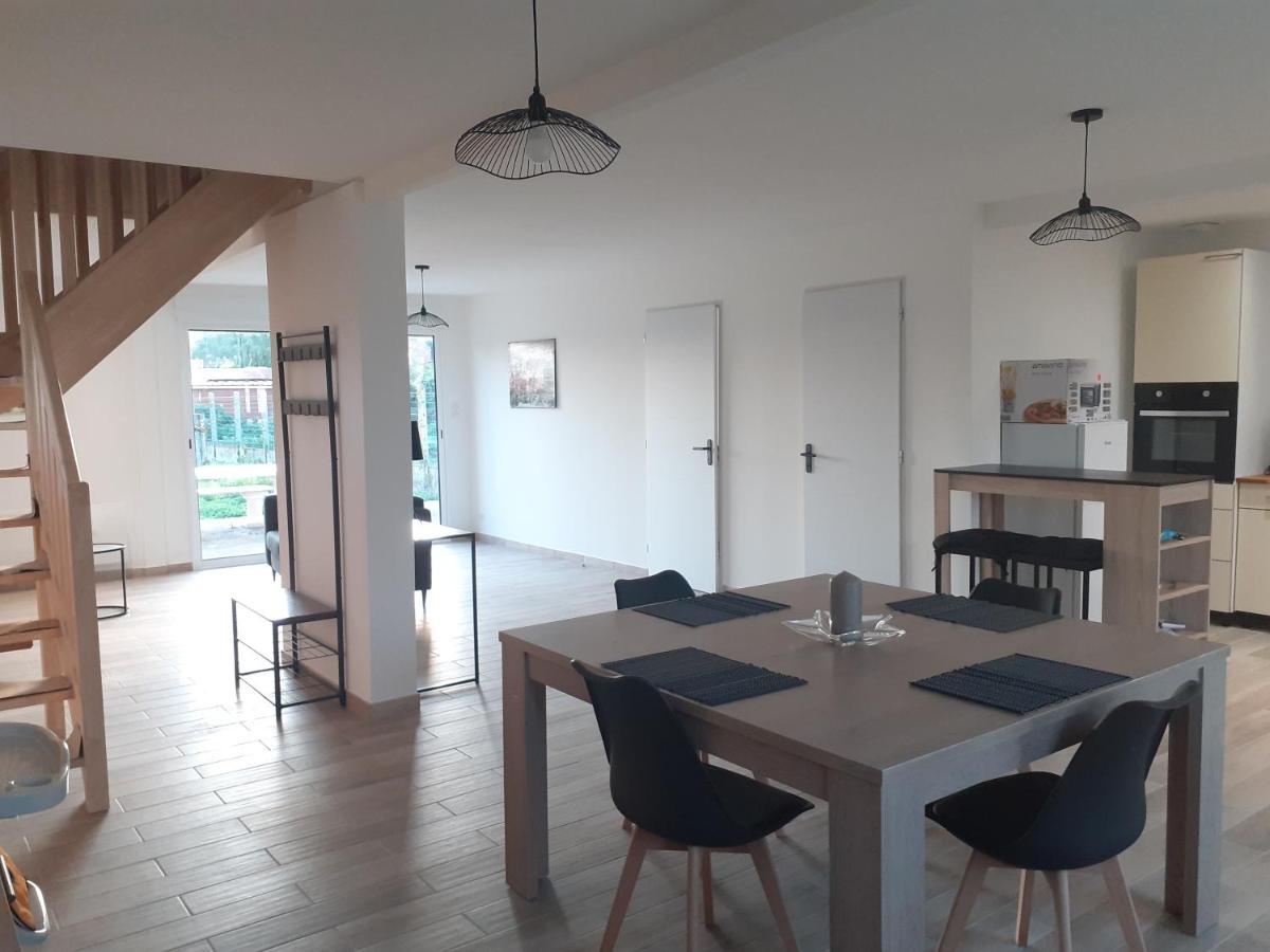 Le Gambetta Vila Flixecourt Exterior foto